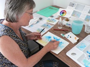 Using the wet into wet technique Pam was soon creating poetic poppies