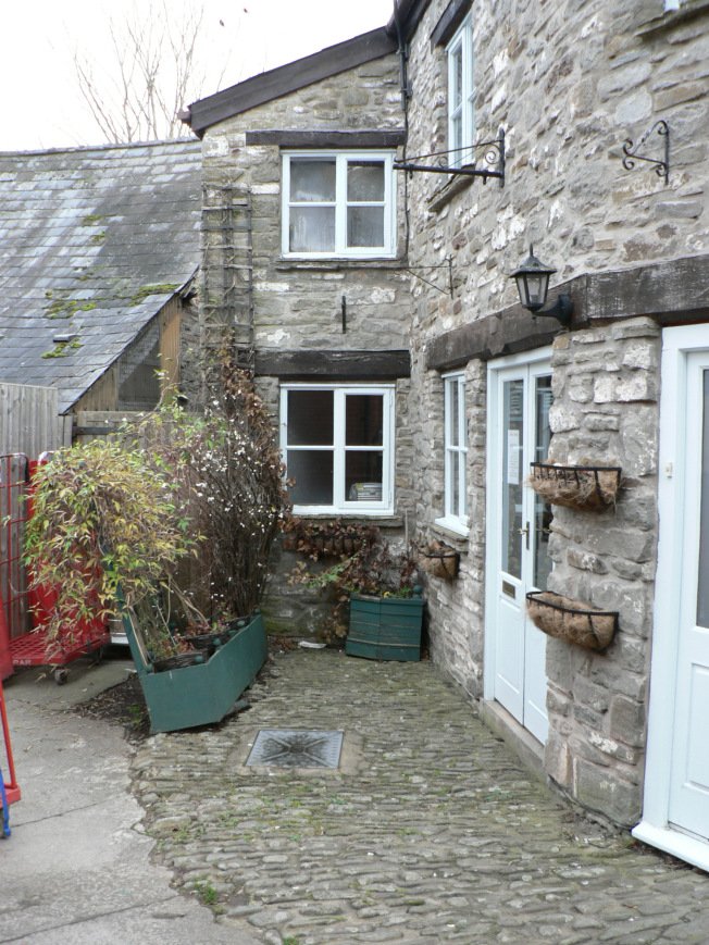 This is a little corner tucked away just behind the high street...with cobblestones on the floor